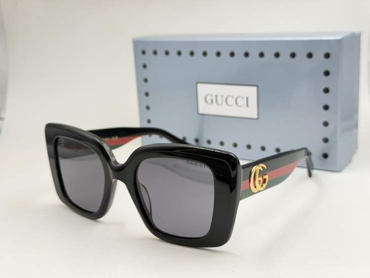Picture of Gucci Sunglasses _SKUfw79165359fw